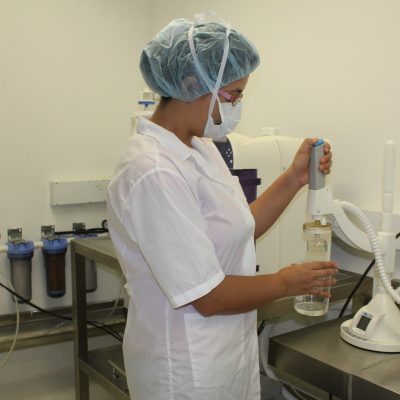 lab-2352645_1920